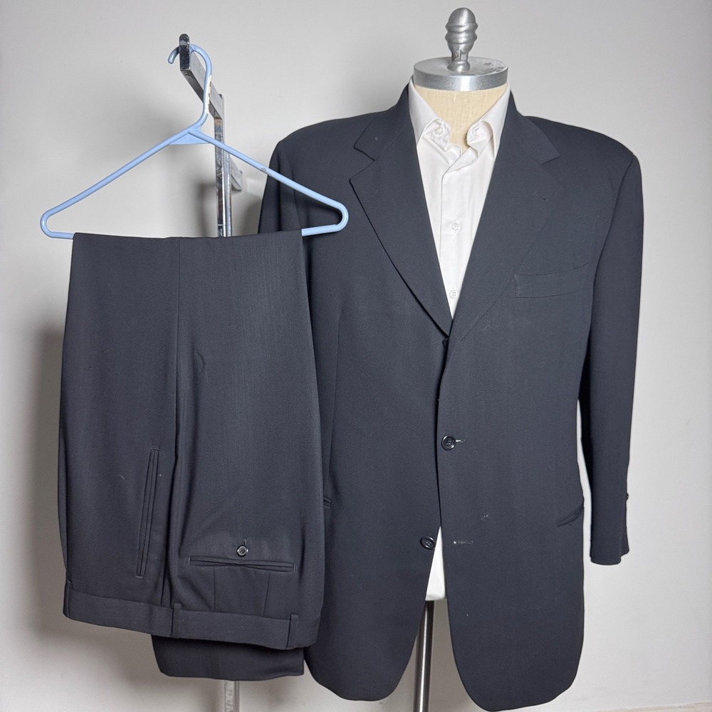 Hugo Boss 2 Piece Suit Men's 46R 35W Black Solid Wool 3-Button Single Vent USA